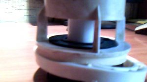 Как заменить прокладку в бачке.