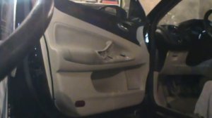 Снимаем дверные карты. Ford Mondeo IV