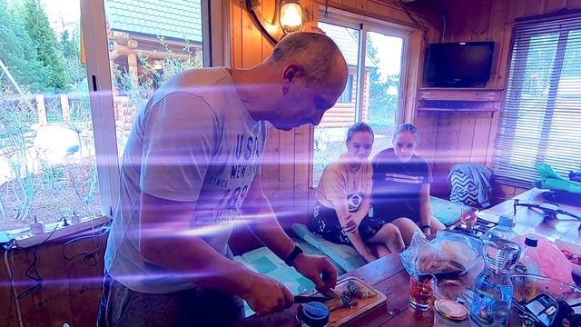 С друзьями на даче! 10 мая 2019. Веселимся, готовим, отдыхаем. смотреть онлайн