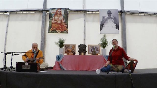 Mantra in Concert - Jaya Radha Madhava смотреть онлайн