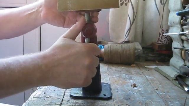 Поворотные тиски "УХВАТ" (Россия) смотреть онлайн