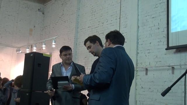Стеклянный болт 5: Дворовый смотреть онлайн