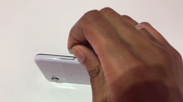 #HowTo - Remove SIM/SD Card From Google Pixel 3a XL