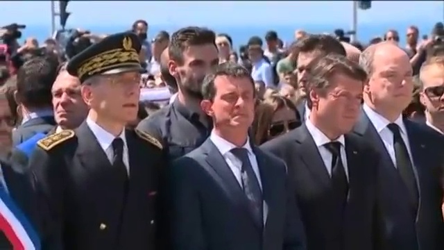 Valls Hué à Nice - Le 17 Juillet, Après Les Attentats De Nice