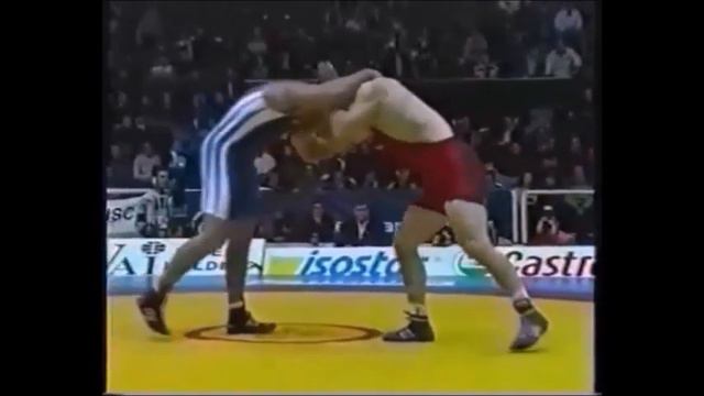 Таймазов - Мусульбес - 2001 ЧМ София (Мастер-класс) смотреть онлайн