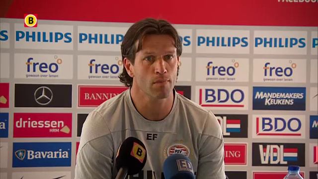 Perspraatje PSV-coach Ernest Faber: 'Grote teleurstelling als we geen vierde worden' смотреть онлайн