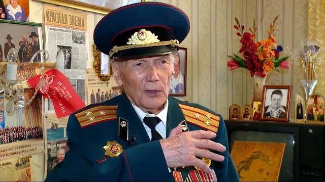 Красная звезда и 17 медалей Михаила Кабанова 09.05.22 смотреть онлайн