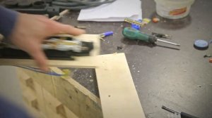 Дешево и сердито!  Синхронизация пуска пылесоса и инструмента DIY