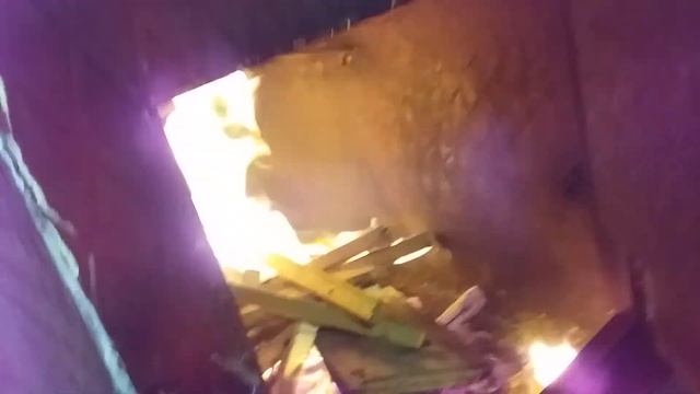 Печь самодельная буржуйка.Отопление гаража! смотреть онлайн