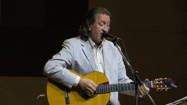 Олег Митяев: "Жили по-разному (Блестящее будущее)" и "Дорога в сад (СССР)" смотреть онлайн