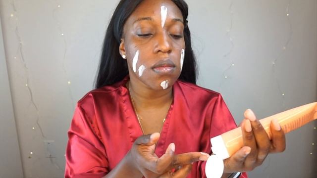 Clean, Unclog & Minimize Large Pores Instantly | Pumpkin Pore Detox Mask & Scrub | Urban Skin RX смотреть онлайн