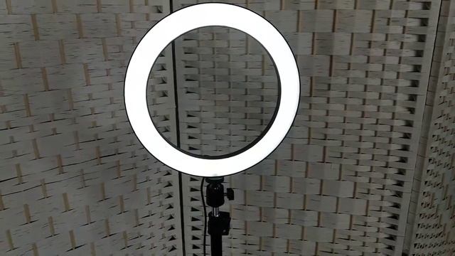 Обзор кольцевой лампы 25см, 140 LED. смотреть онлайн