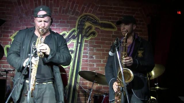 Bril Family в Джаз Арт клубе смотреть онлайн