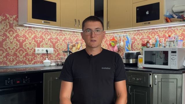 ПОДСВЕТКА КУХНИ СВОИМИ РУКАМИ и секрет установки розеток на фартук из закаленного стекла #кухня #DI смотреть онлайн