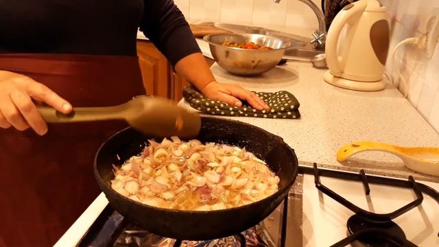 Закуска из печеных баклажанов и перца на гриле. Заготовка на зиму. Мой опыт. смотреть онлайн