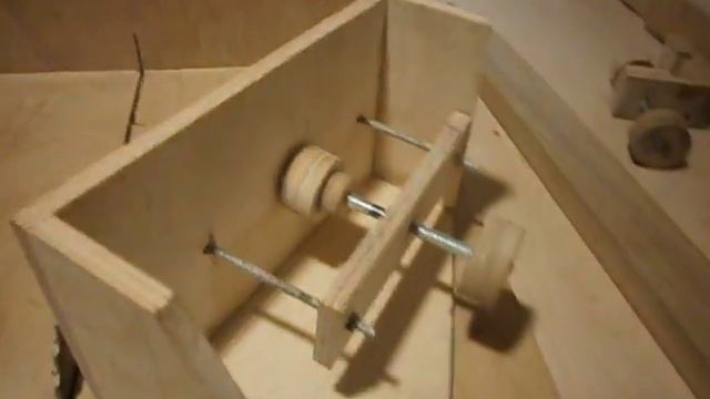 каретка для запиливания шипов на циркулярке. смотреть онлайн