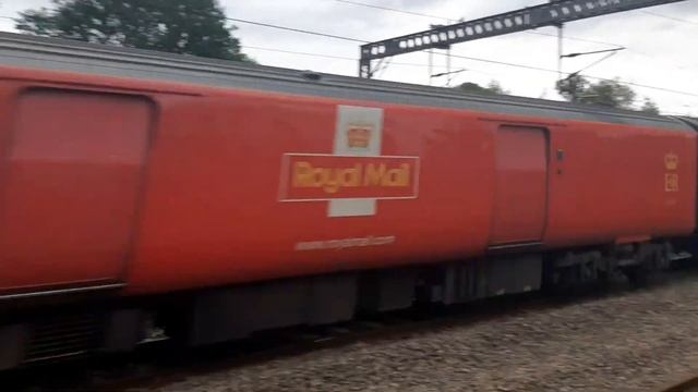 25 Minutes Of Freight And Moves At Tamworth.