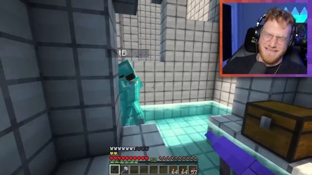 Trapping My Friends in a HORROR DIMENSION in Minecraft смотреть онлайн