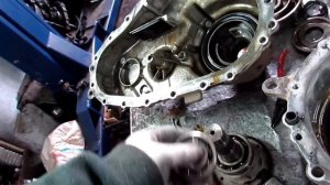 Форд Эксплорер . Ремонт раздаточной коробки !Советую посмотреть .