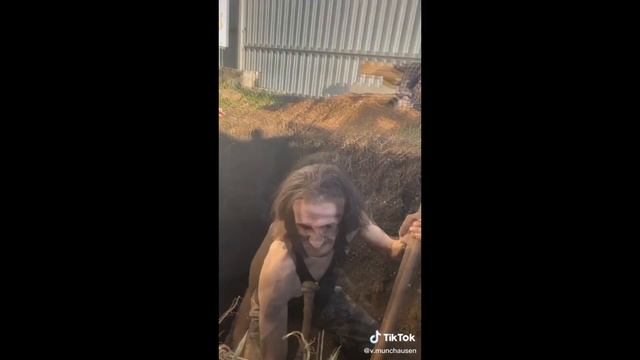 Как искать червей, а найти нефть. Дядя Валера может удивить ! (В.Мюнхаузен) смотреть онлайн