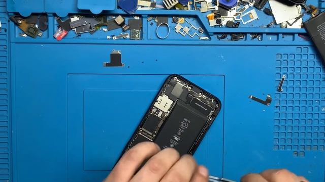 Iphone XR замена Аккумулятора смотреть онлайн