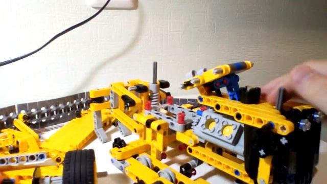 Бейблейды из Лего смотреть онлайн