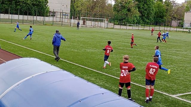 Чем.Зап.обл. ФК Металлург 11 (0-0) СДЮШОР 11 (Первый тайм) смотреть онлайн