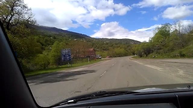 Красивые участки дороги Иджеван - Ереван, май 2019 | туризм в Армении смотреть онлайн