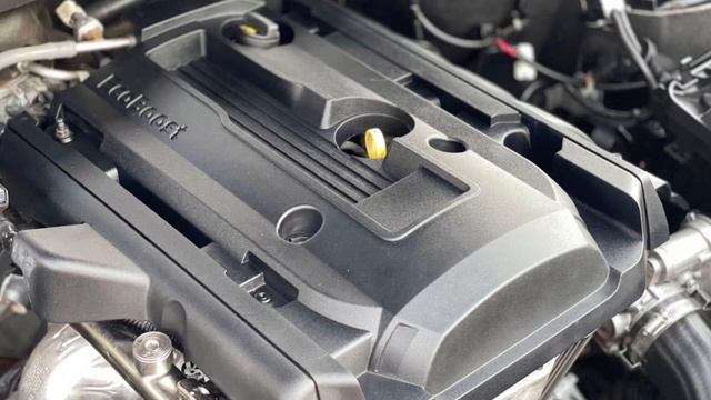 Ford Mustang 2.3 EcoBoost V4 300Hp/440nm смотреть онлайн