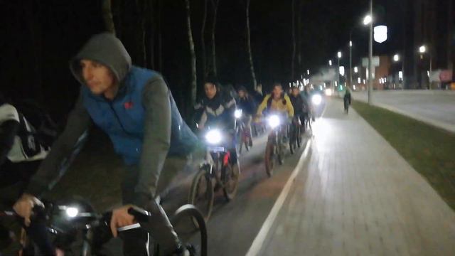 Вело час Земли смотреть онлайн