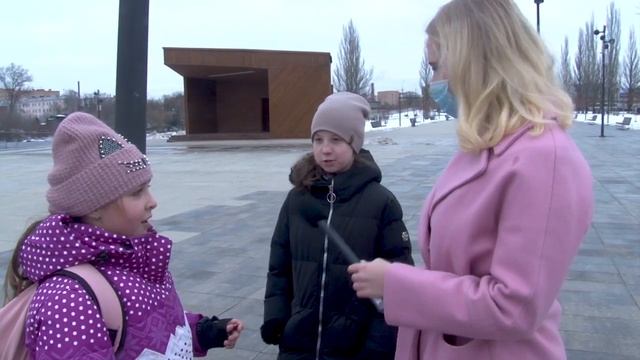 С Днем матери! Как собираются поздравлять своих мам жители нашего округа узнаете из нашего ролика