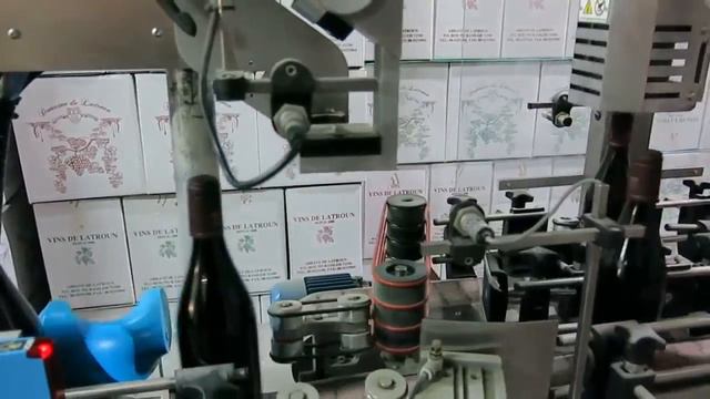 Embouteillage du vin / Розлив вина смотреть онлайн