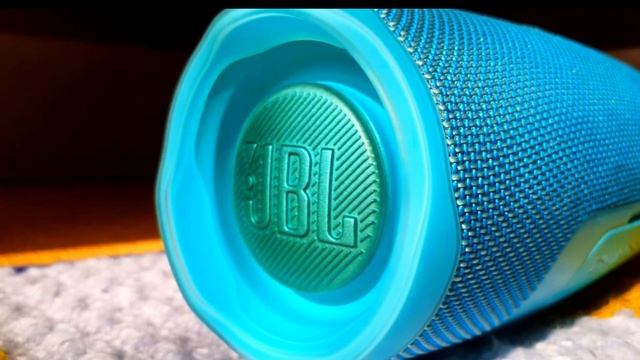 JBL Charge 4 Low Frequency Mode Tests! смотреть онлайн