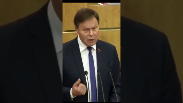 После этой речи даже единоросы опустили глаза в пол. смотреть онлайн