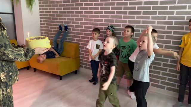 День рождения у Макара смотреть онлайн