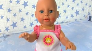 Куклы Пупсики НЕ ПЕЙ ЭТО МОЛОКО! Аннабель Ползает Учится Ходить Игрушки Для Девочек