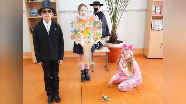 Инсценирование басни И.А. Крылова "Свинья под дубом" (учащиеся 5 класса) смотреть онлайн