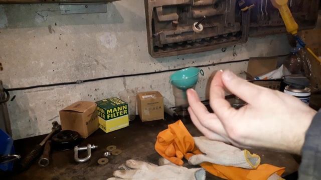 Skoda: Правильный Уход За Петлями и Замками. (2020) смотреть онлайн