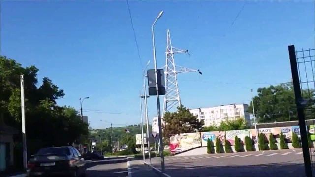 Walking From Home to School Ialoveni Moldova смотреть онлайн