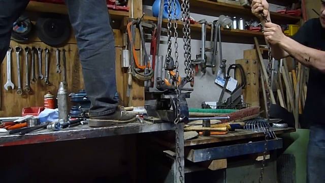 Removing front wheel bearing - Suzuki Wagon R / Opel, Vauxhall Agila смотреть онлайн