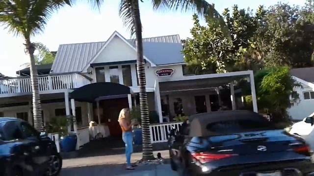 Сельчанка в Америке. Поездка к сватам смотреть онлайн