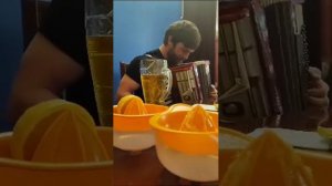 поёт Расул шумеликский