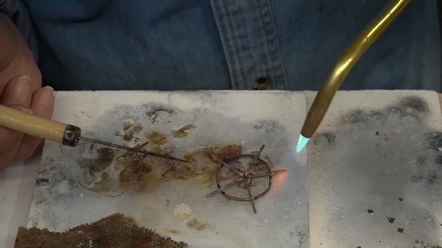 Fabricating a Miniature Sterling Silver Flower смотреть онлайн