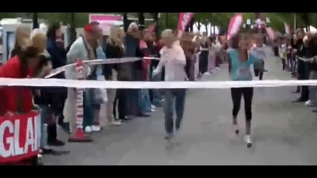 Смешные моменты с девушками смотреть онлайн