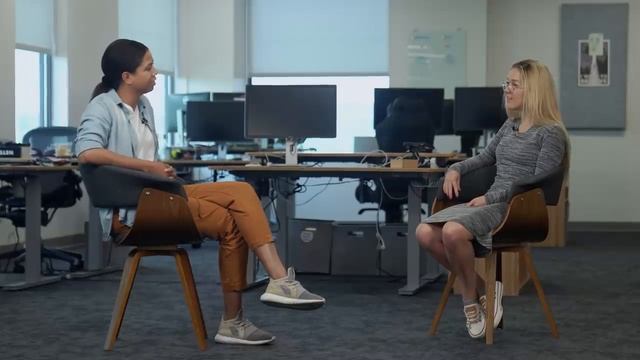 Без денег и без английского. смотреть онлайн