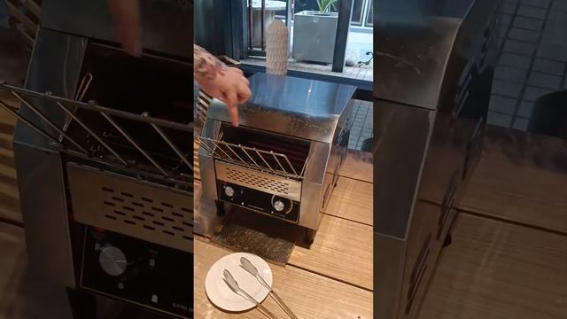 Шведский стол, завтрак отель Beyond patong остров Пхукет 26 апреля 2023 год. смотреть онлайн