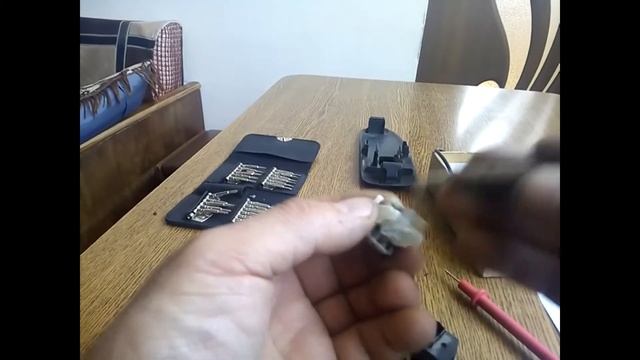 СИНТРА. Ремонт кнопки стеклоподъемника. смотреть онлайн