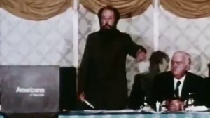 Солженицын призывает США бомбить СССР