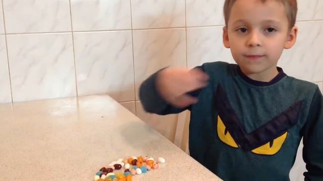 Бобы джелли белли со вкусом блевотины,козявок,сороканожек,собачьего корма,тухлое яйцо,салфетки смотреть онлайн