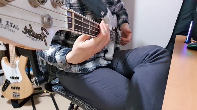 Fender 70 Heritage & Fender 60th Anniversary Jazz Bass Solo Jam Bass смотреть онлайн